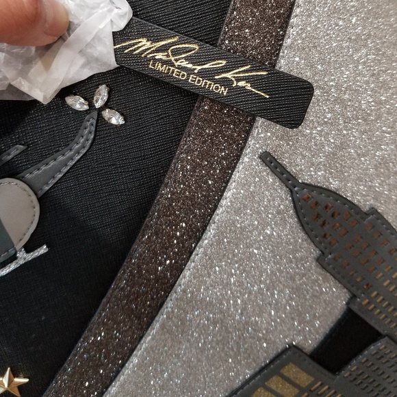 SOLD NWT MK NOUVEAU NOVELTY TOTE+WRISTLET SET - Picture 5 of 8